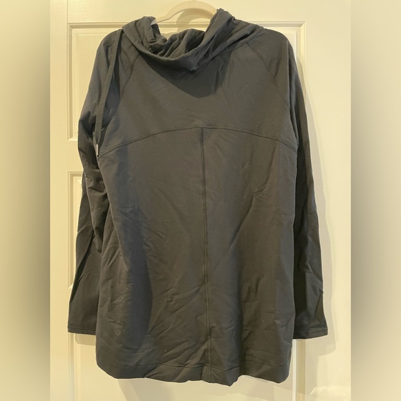 Lululemon Jacket - Picture 2 of 4